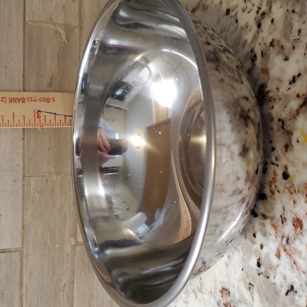 Three Stackable Stainless Bowls - Picture 7 of 10